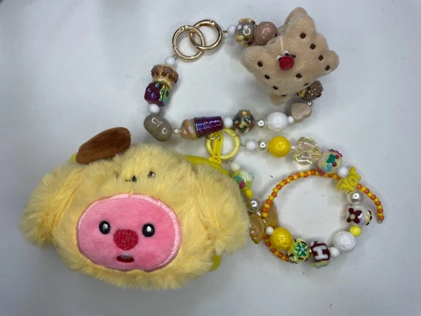 【新品】手机链三条包邮哦