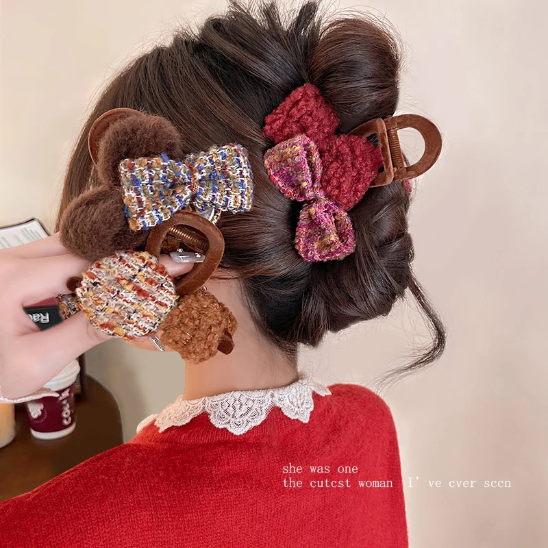 小香风蝴蝶结毛绒抓夹女气质后脑勺发夹鲨鱼夹秋冬新款高级感头饰