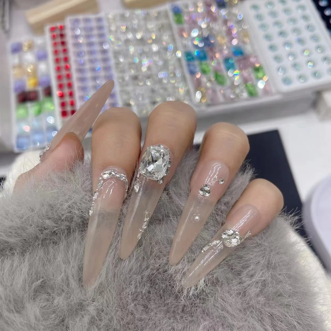中号满钻款成品美甲堆钻饰品香槟银白色奢华爆闪高亮指甲配饰用品