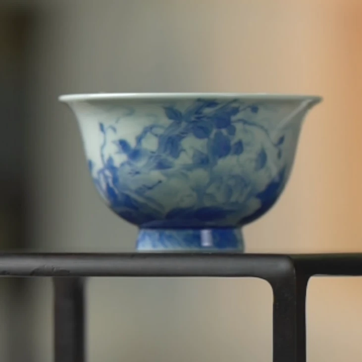 正春柴窑花鸟压手杯