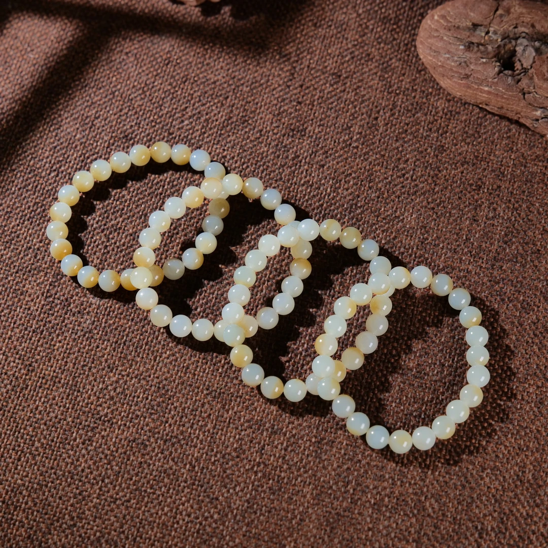 【小雨来了】和田玉8mm且末糖一口糖手串 玉手链 多样性发一件