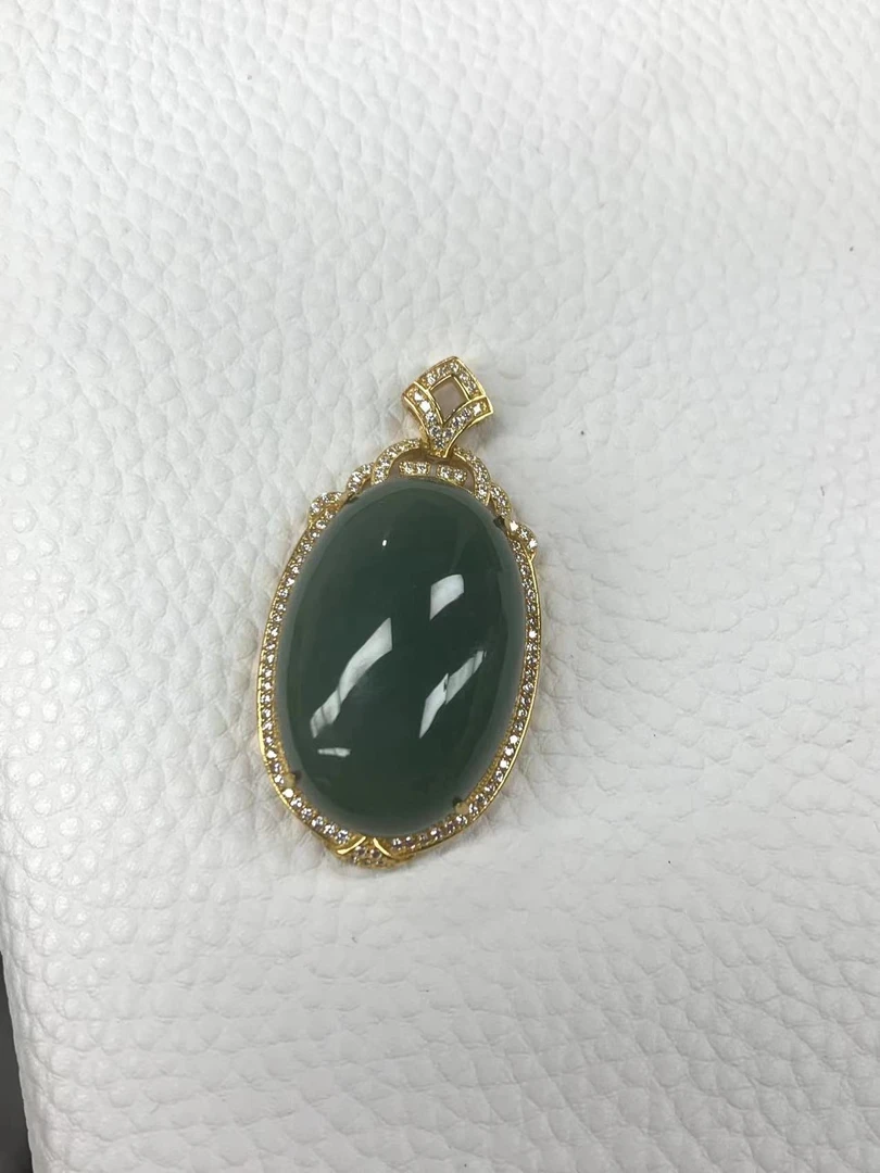 天然和田玉孔雀蓝蛋面吊坠多样性发货