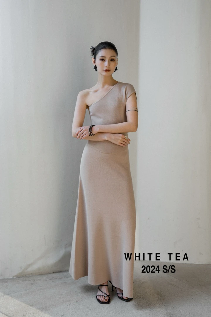 赫拉松紧腰百搭显瘦针织半裙 H24022（福福）