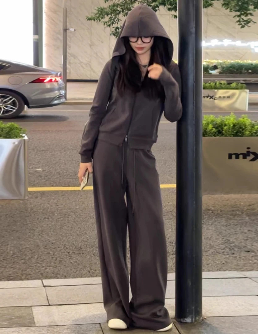 ins风盐系修身韩系减龄穿搭慵懒风显瘦卫衣运动时尚高腰套装