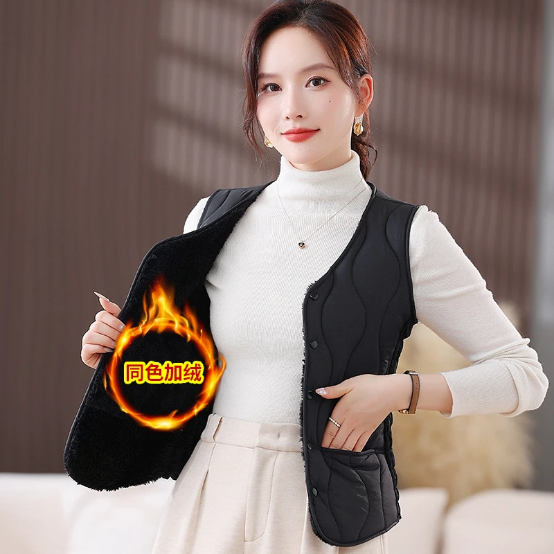 2024秋冬新款女士棉马甲内穿贴身背心中老年短款百搭纯色马夹坎肩