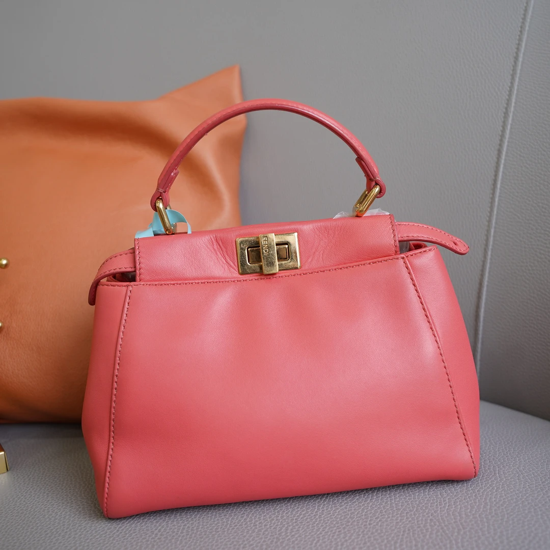 95新 FENDI/芬迪 粉色邮差包托特包手提斜挎包/HS00800