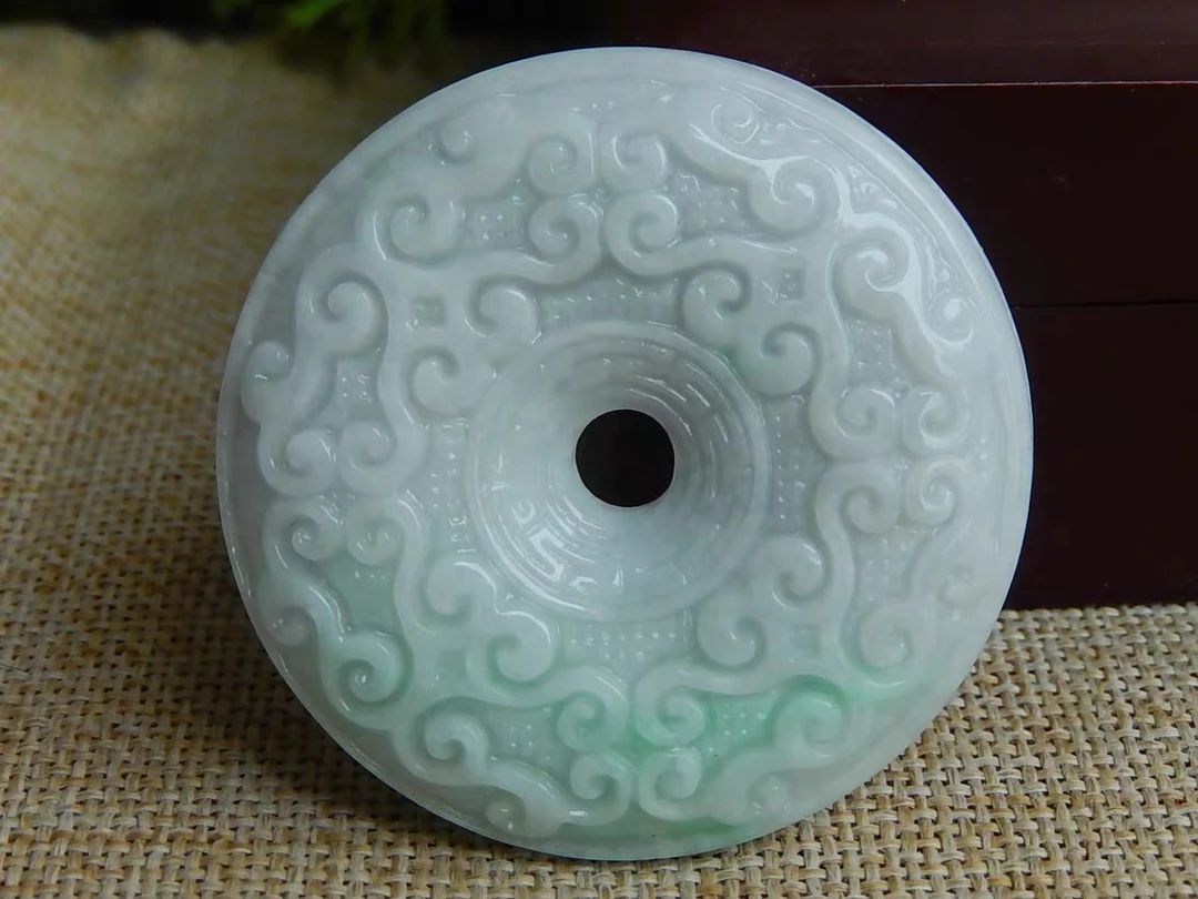 年货节天然翡翠平安扣吊坠双面仿古龙凤呈祥飘绿时尚