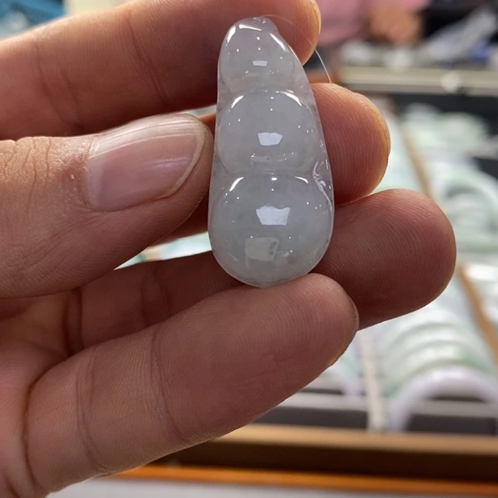 翡翠吊坠(不含链)未镶嵌翡翠吊坠挂件