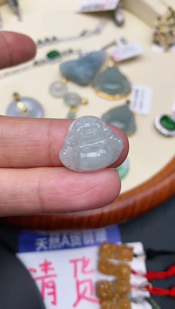 【闪购商品】翡翠颈饰未镶嵌多样性发货发其一