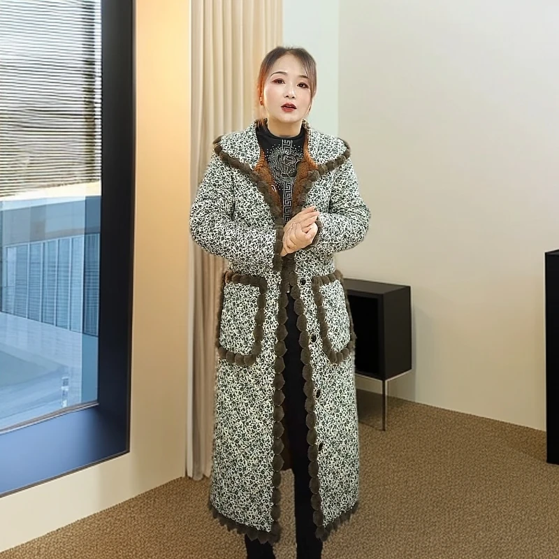 2024冬季网红女装潮流碎花气质时尚复古长款加绒加厚显瘦印花冬季