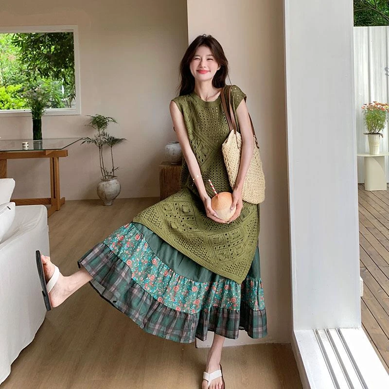 法式复古多巴胺连衣裙套装女夏天2024新款针织背心裙碎花裙两件套