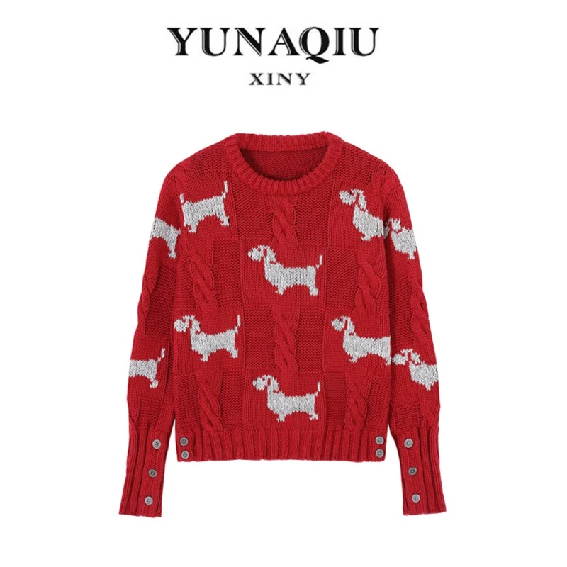 YUNAQIU-3027红色圆领宽松毛衣百搭秋冬时尚提花棉线针织套头衫女
