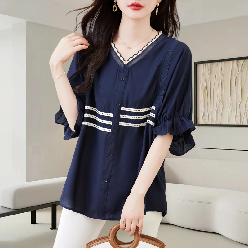 法式V领短袖衬衫女夏季2025年新款洋气减龄上衣时尚大码宽松小衫