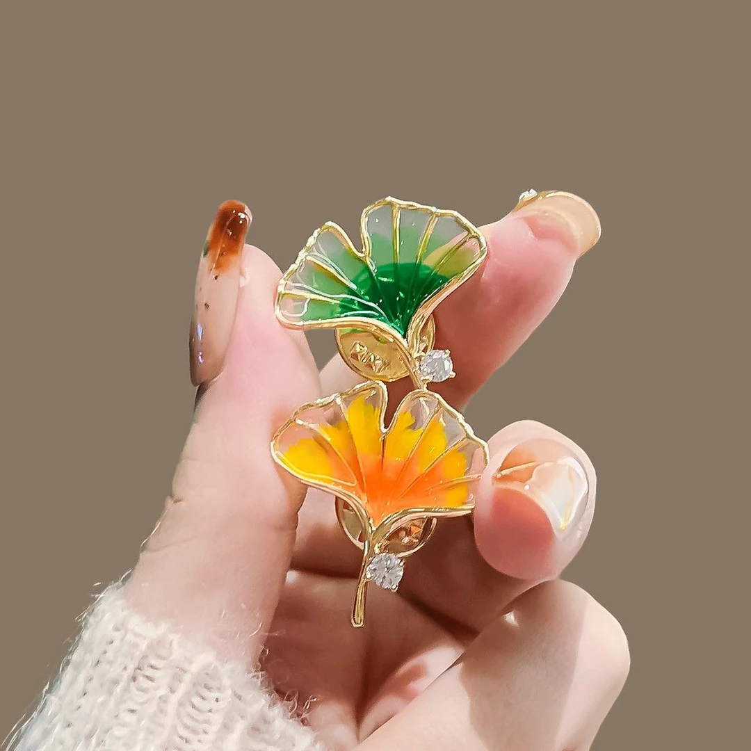合金胸针 可爱银杏叶胸针高档胸花防走光扣气质别针领针西服配饰