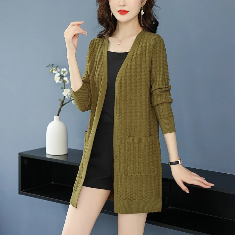 针织披肩女外搭春秋中长款毛衣开衫薄款大码中年妈妈秋装外套洋气