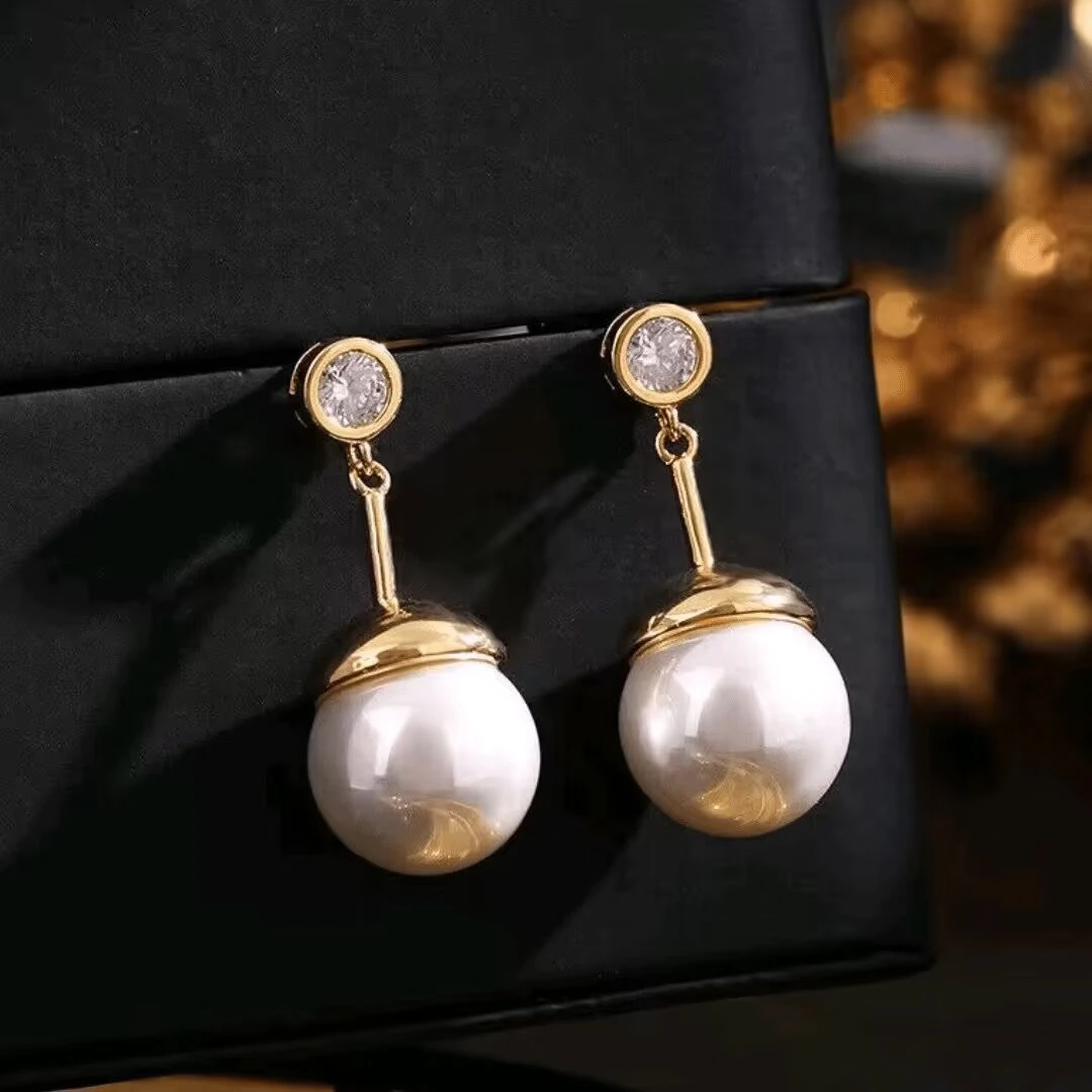 铜合金耳饰 《货号6155》7597 时尚松果耳坠