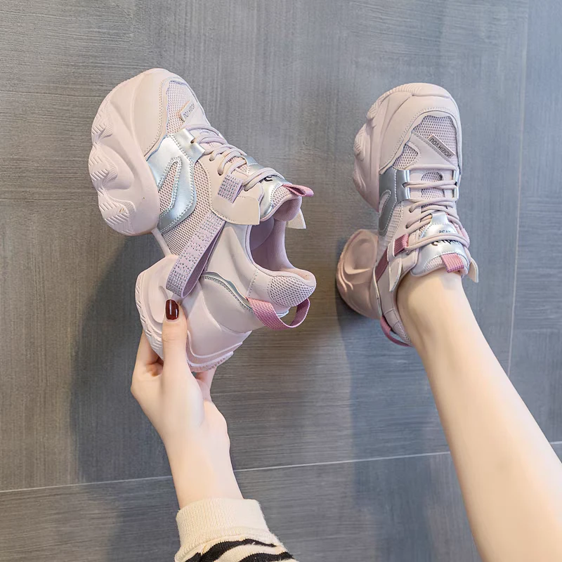 万达撤柜真皮增高8厘米小白鞋女款2024网红新款潮流运动老爹鞋小