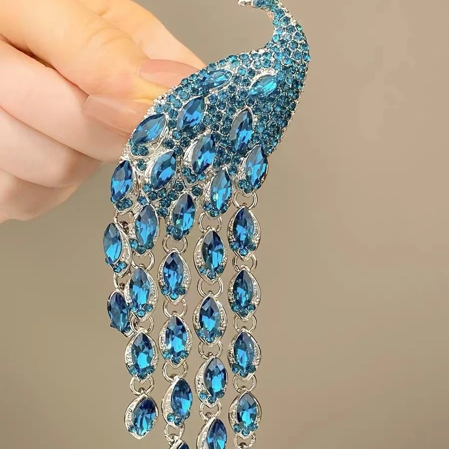 铜合金胸针 【水滴流苏】孔雀V领男女 轻奢饰品民族风胸针别针130