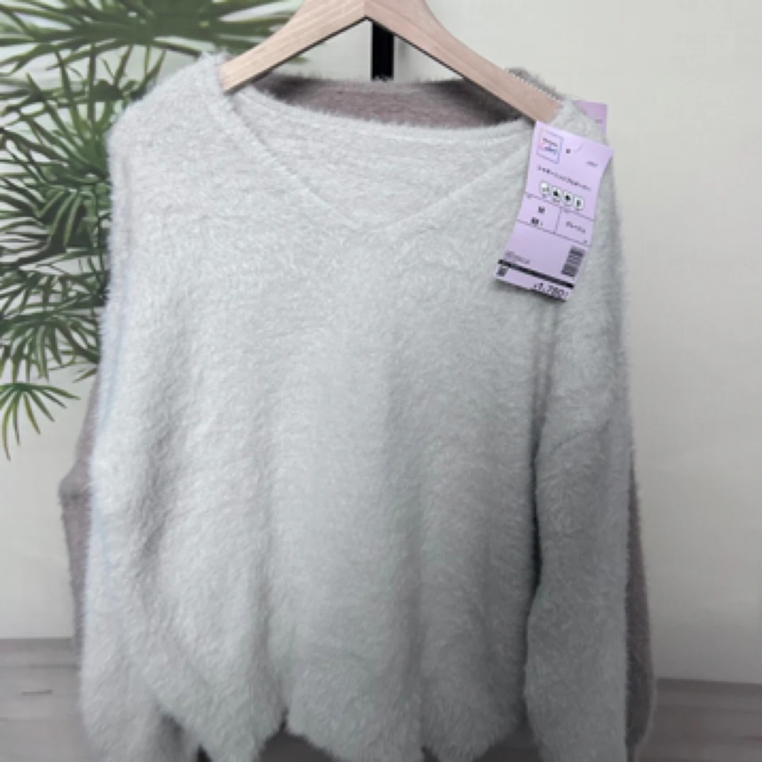 仿貂绒女士短款打底毛衣