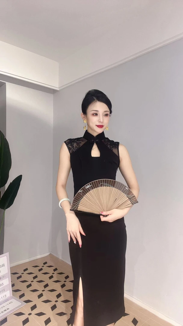 美娇旗袍高端刺绣酒黑色短款日常中国风旗袍蕾丝时尚敬酒服龙图腾