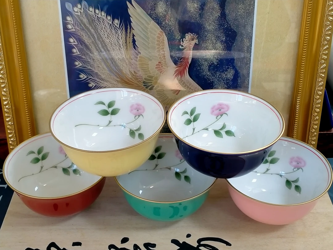 日本回流瓷器，金标香兰社马卡龙初恋系列，经典画片，厚重包金。