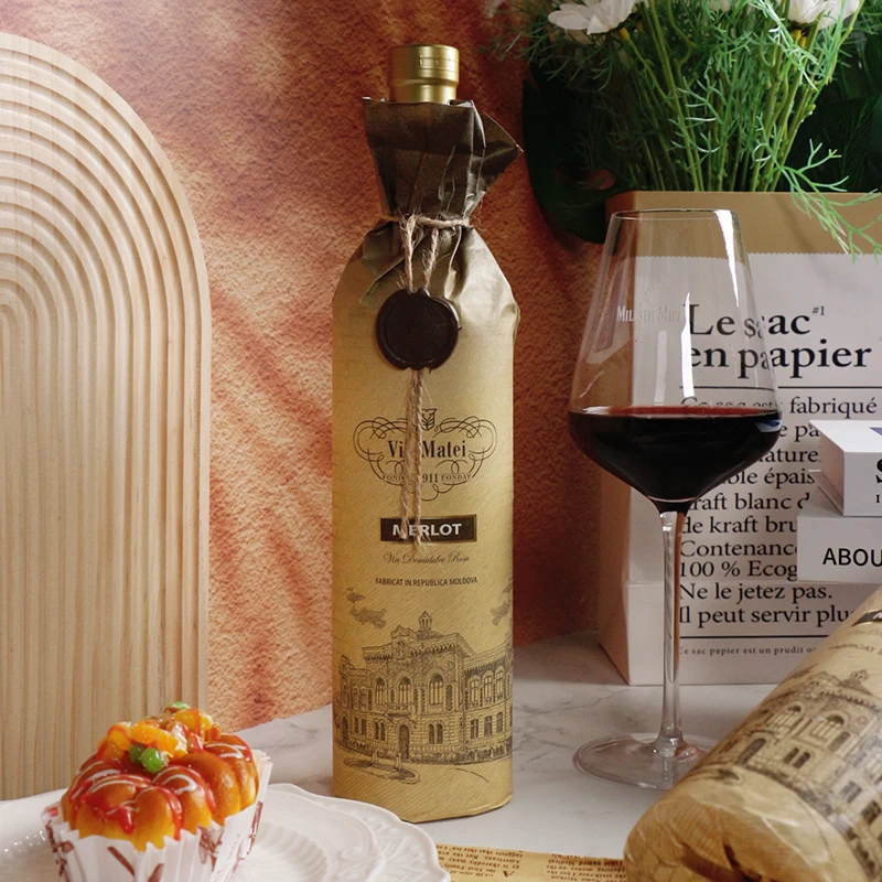 【原瓶进口】微醺半甜摩尔多瓦君封梅洛柔和红葡萄酒