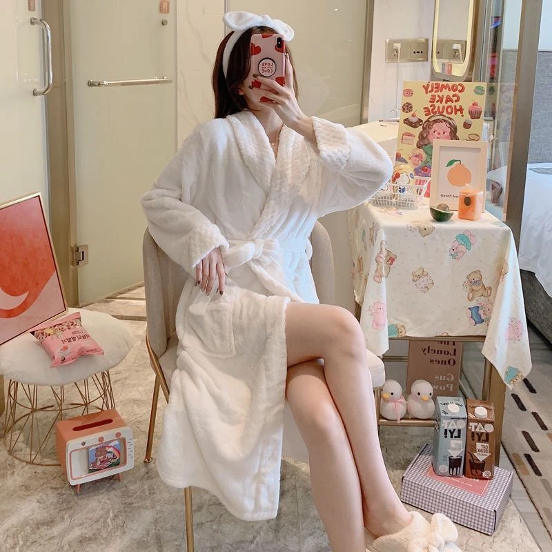 睡衣女秋冬季法兰绒睡袍女加厚加绒珊瑚绒长款到脚踝酒店性感浴袍
