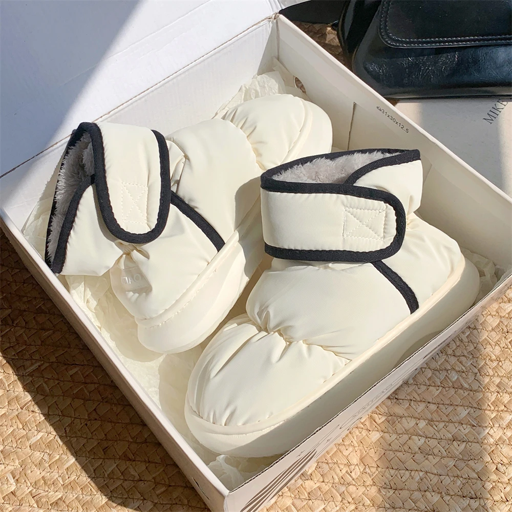 男女时尚软底防滑防水羽绒布魔术贴雪地靴冬加绒保暖情侣拼色棉靴