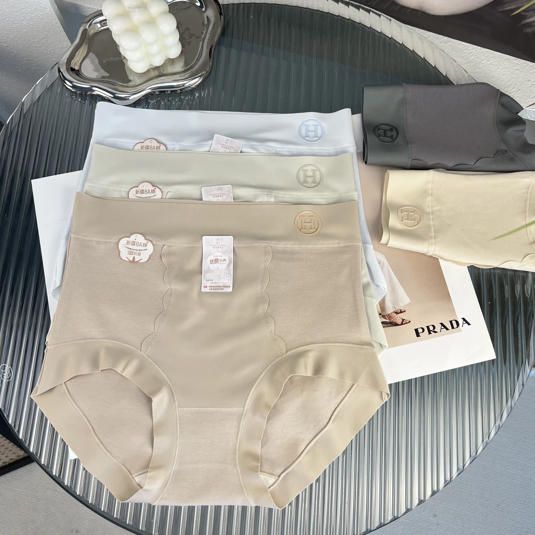 B6106新疆长绒棉舒适柔软无痕简约女士内裤高腰底裤高弹亲肤大码