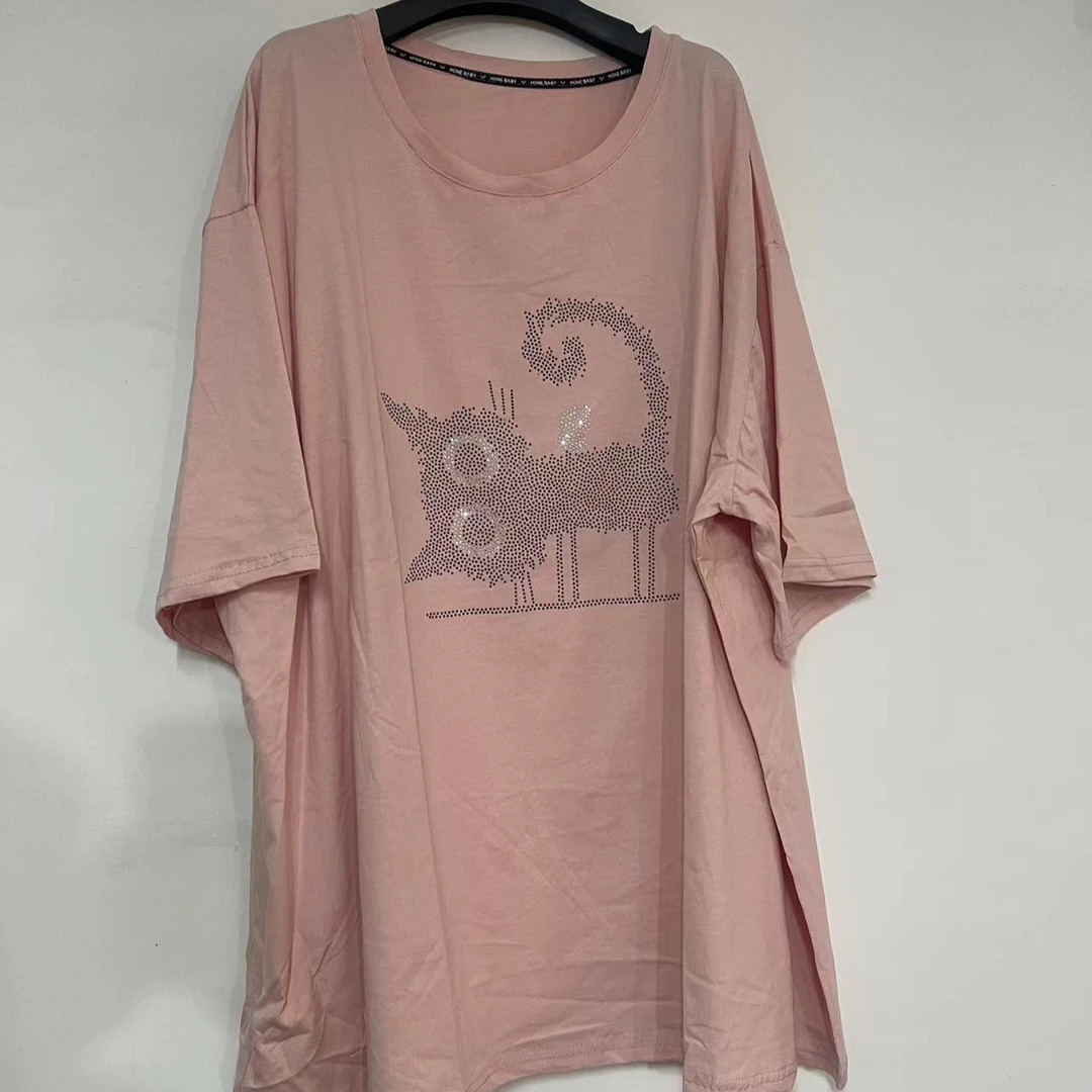 钻猫半袖3420夏季时尚百搭休闲简约宽松圆领烫钻饕餮服饰大码女装