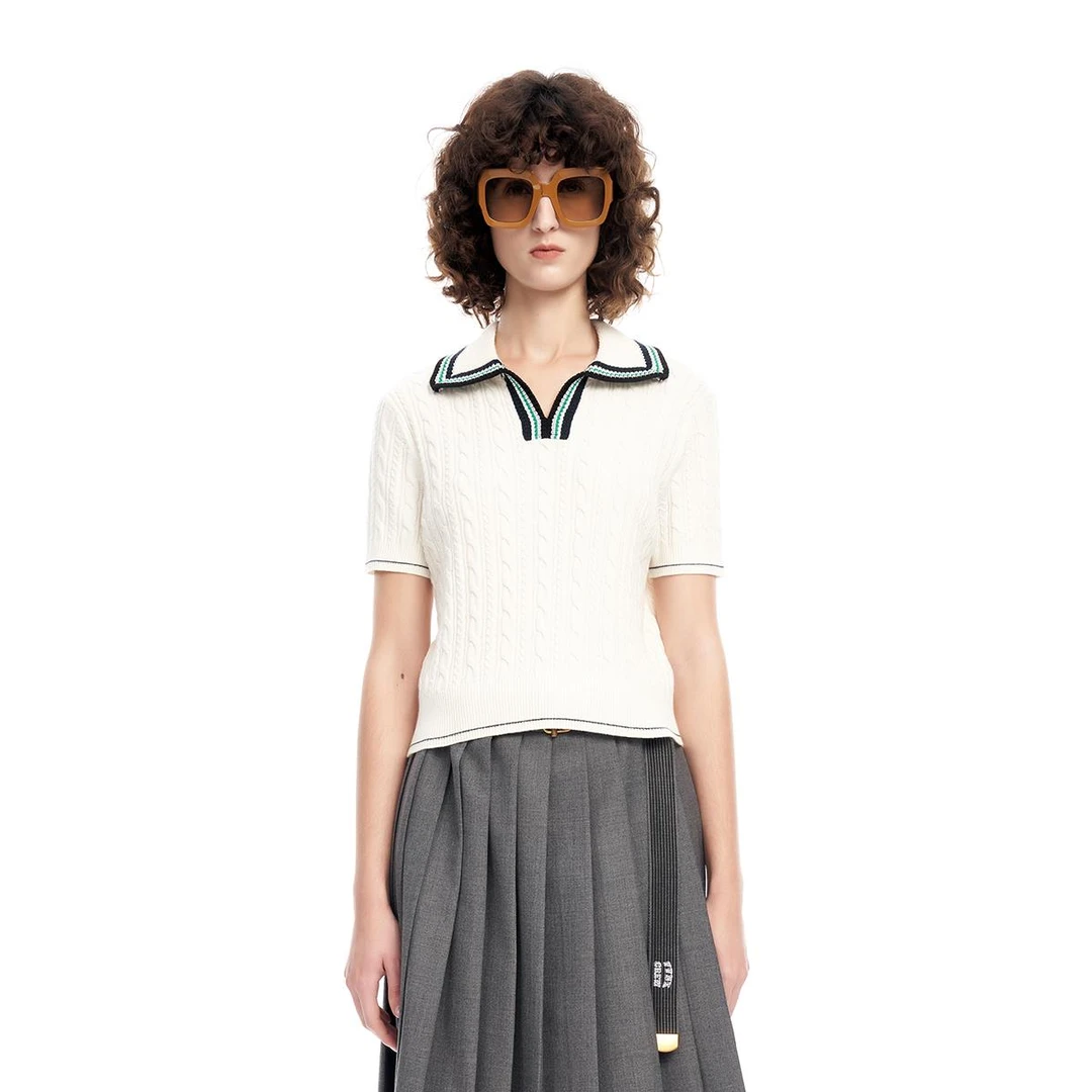 IIIVIVINIKO薇薏蔻复古时髦修身绞花翻领短袖针织衫M310108608B