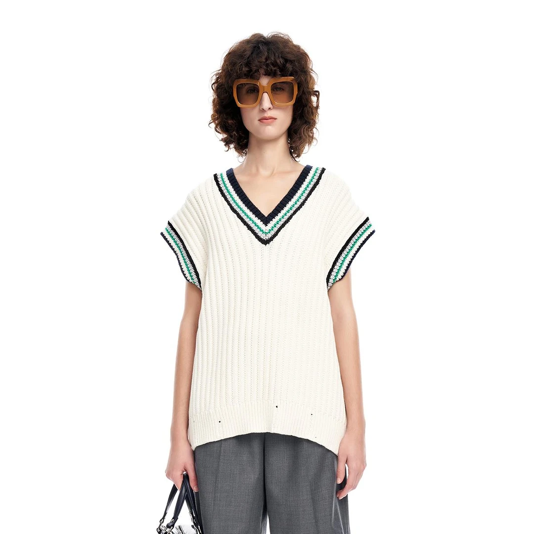 IIIVIVINIKO"特殊加工棉纱线"V领慵懒廓形针织背心M311208651B