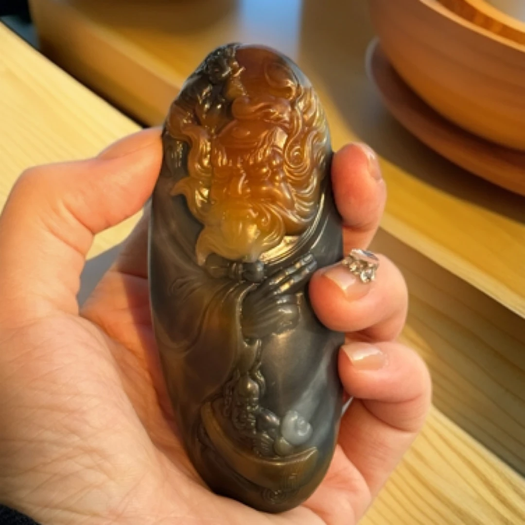 钟馗伏魔 天师钟馗|新疆和田玉楼兰三色手把件手工精雕巧雕俏色