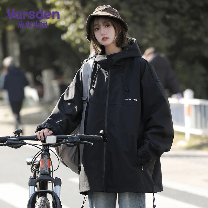 唐狮集团Varsden情侣连帽春秋夹克男潮牌防泼水户外运动宽松外套