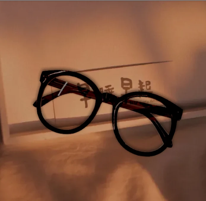 早八素颜！温柔小众复古超轻圆形近视眼镜可配近视防蓝光平光镜ins