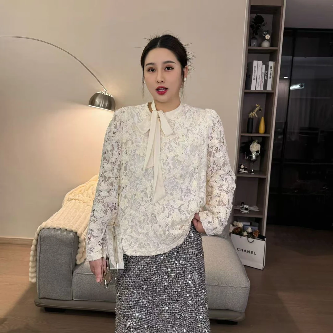 微胖温柔【月光华尔兹】显瘦重工提花气质法式蕾丝绑带小上衣WR9095