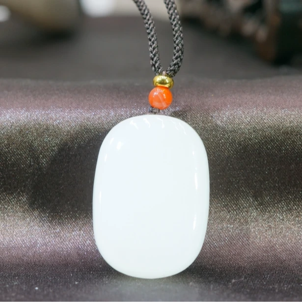 和田玉无事牌吊坠 YTC082806