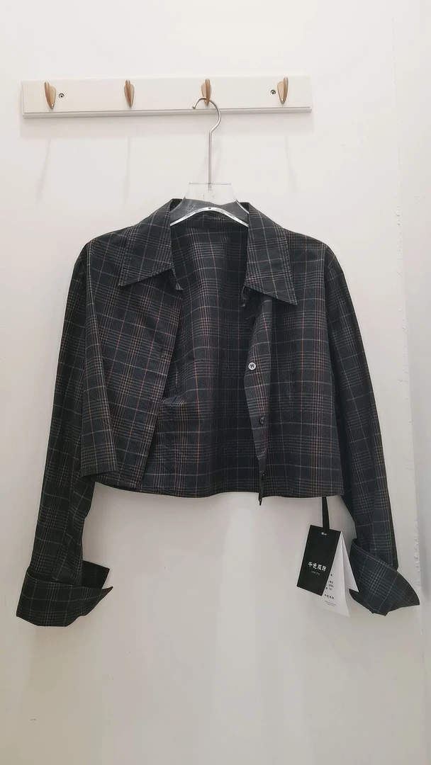 春款设计师款百搭短款格子外套