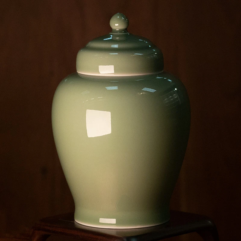 龙圣华苑景德镇谷雨山房秘色染春将军护胄罐手工高温原矿茶叶罐