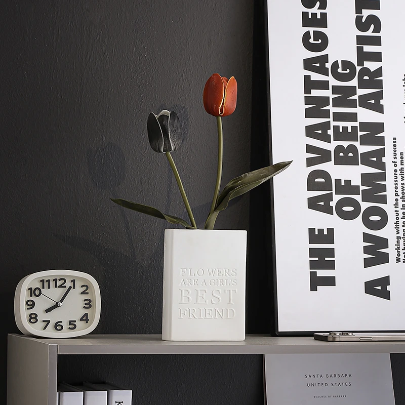 创意ins风书本花瓶高档摆件简约小清新郁金香仿真花客厅卧室装饰