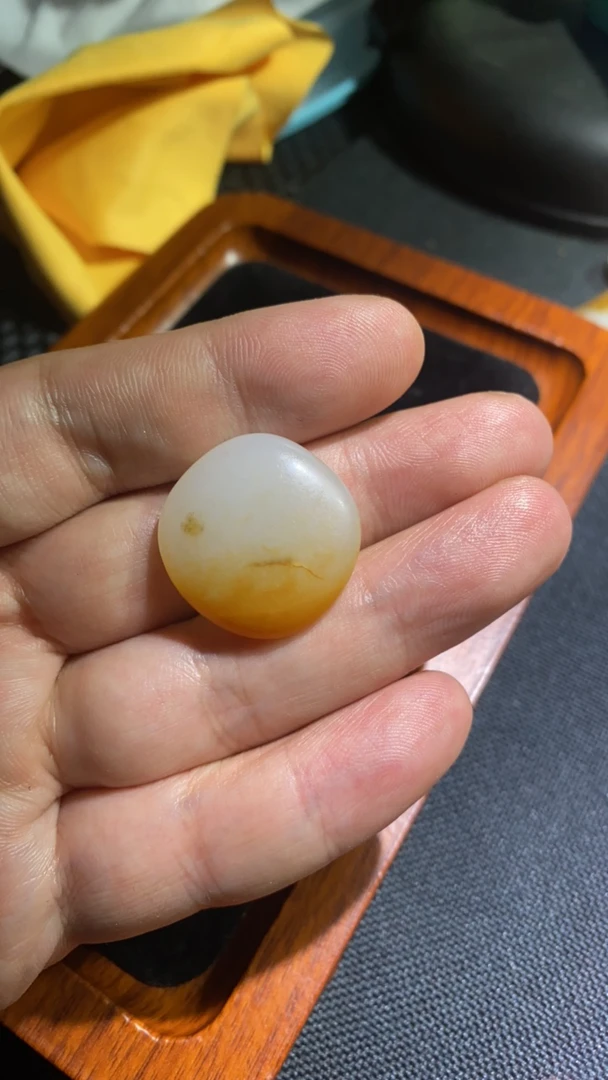 和田玉原石小挂件