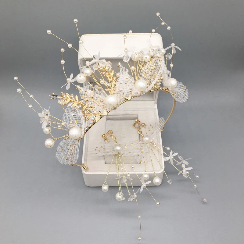 钛合金，不是铁皮皇冠