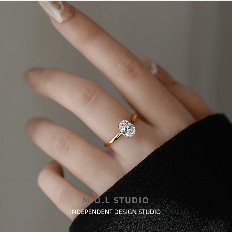 钛钢戒指 超闪椭圆锆石戒指轻奢设计感食指戒Y066