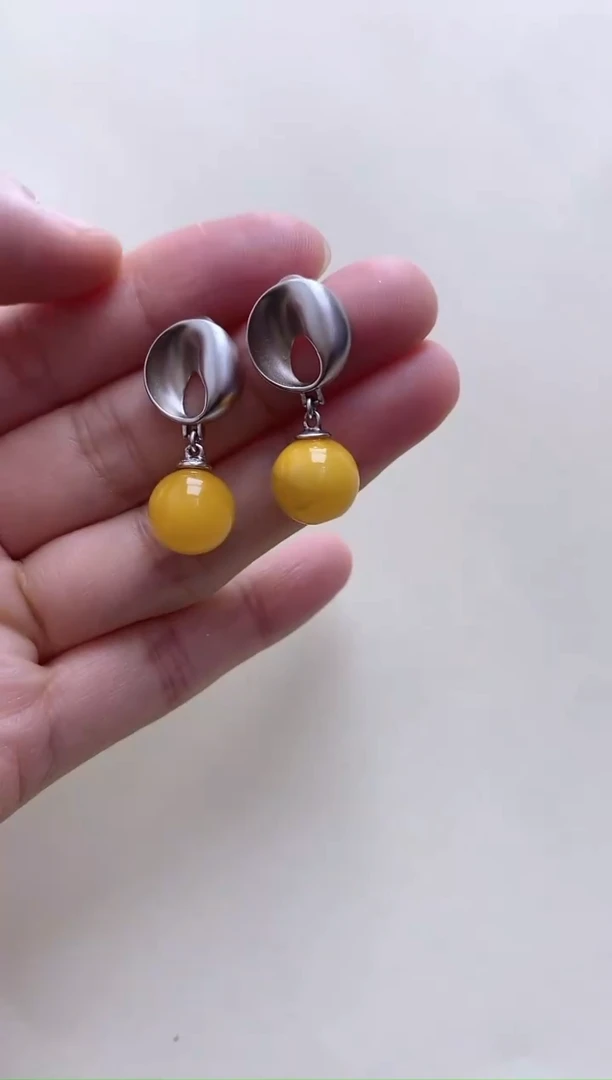 【闪购商品】琥珀裸石银S925镶嵌蜜蜡耳坠