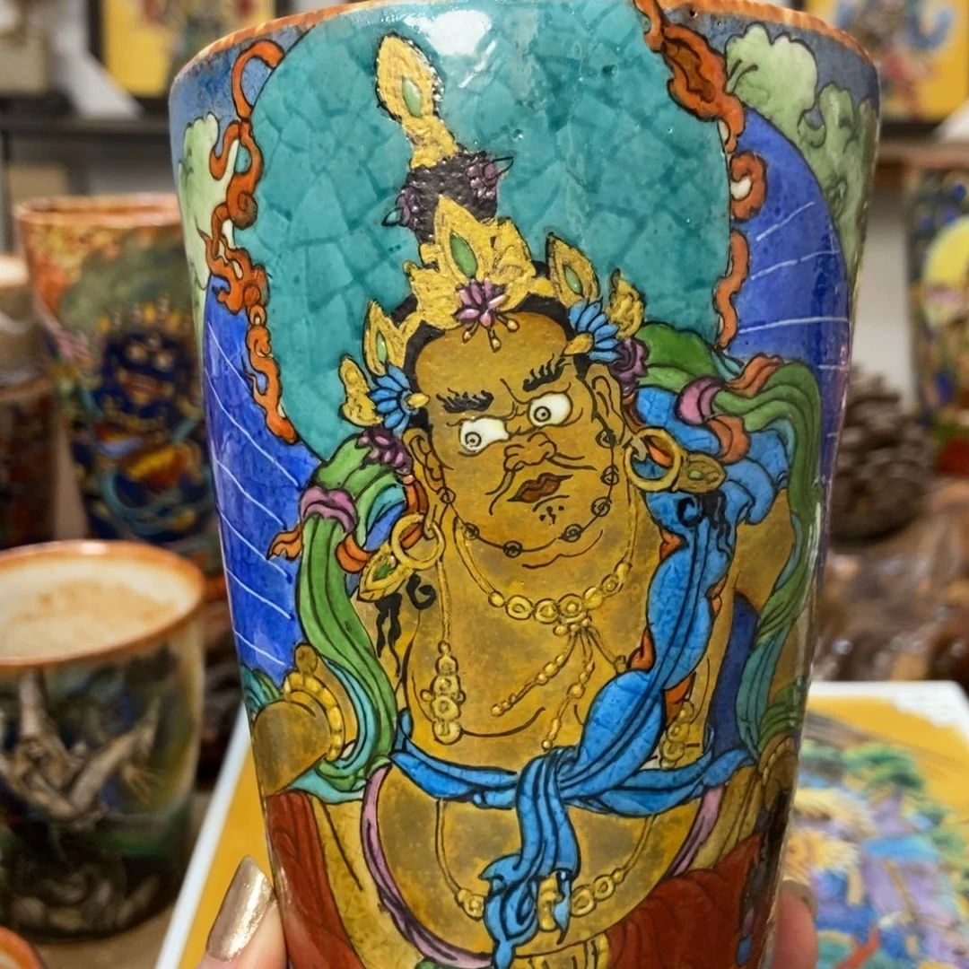 手工绘画黄财神可乐杯