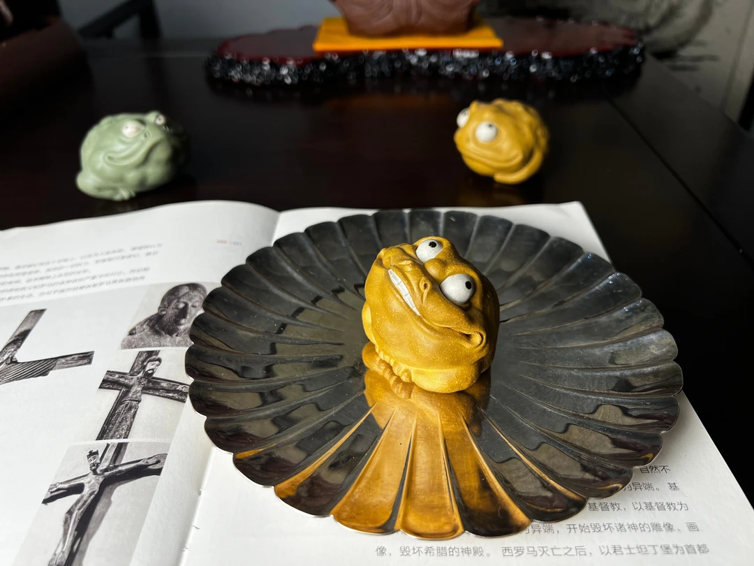 王莎莎紫砂茶宠财源滚滚小金蟾招财守财手把龅牙好玩宜兴观物紫砂