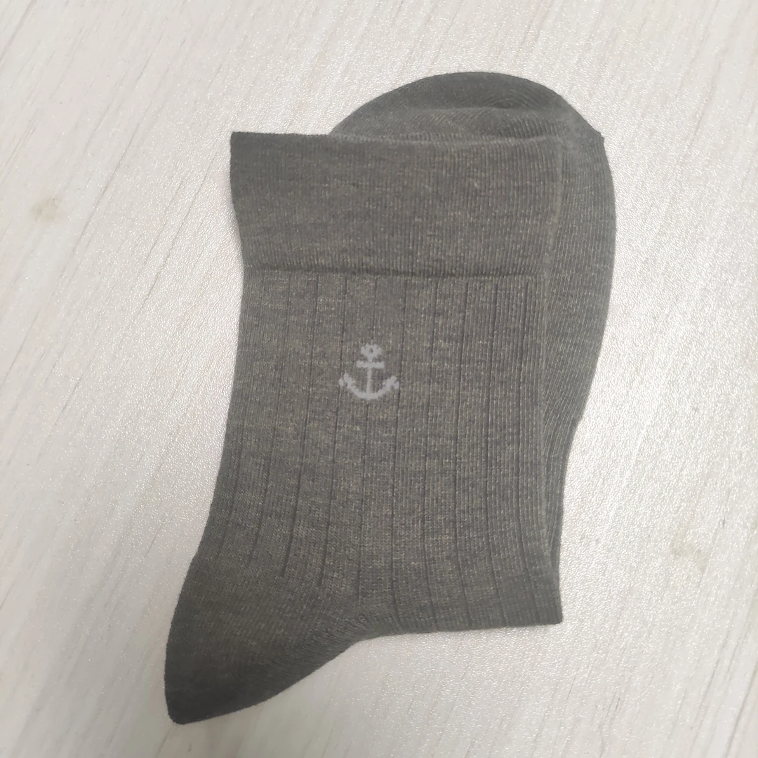 运动袜 透气吸汗纯棉袜潮袜中筒薄款男袜跑步袜鲨鱼袜压缩男袜子