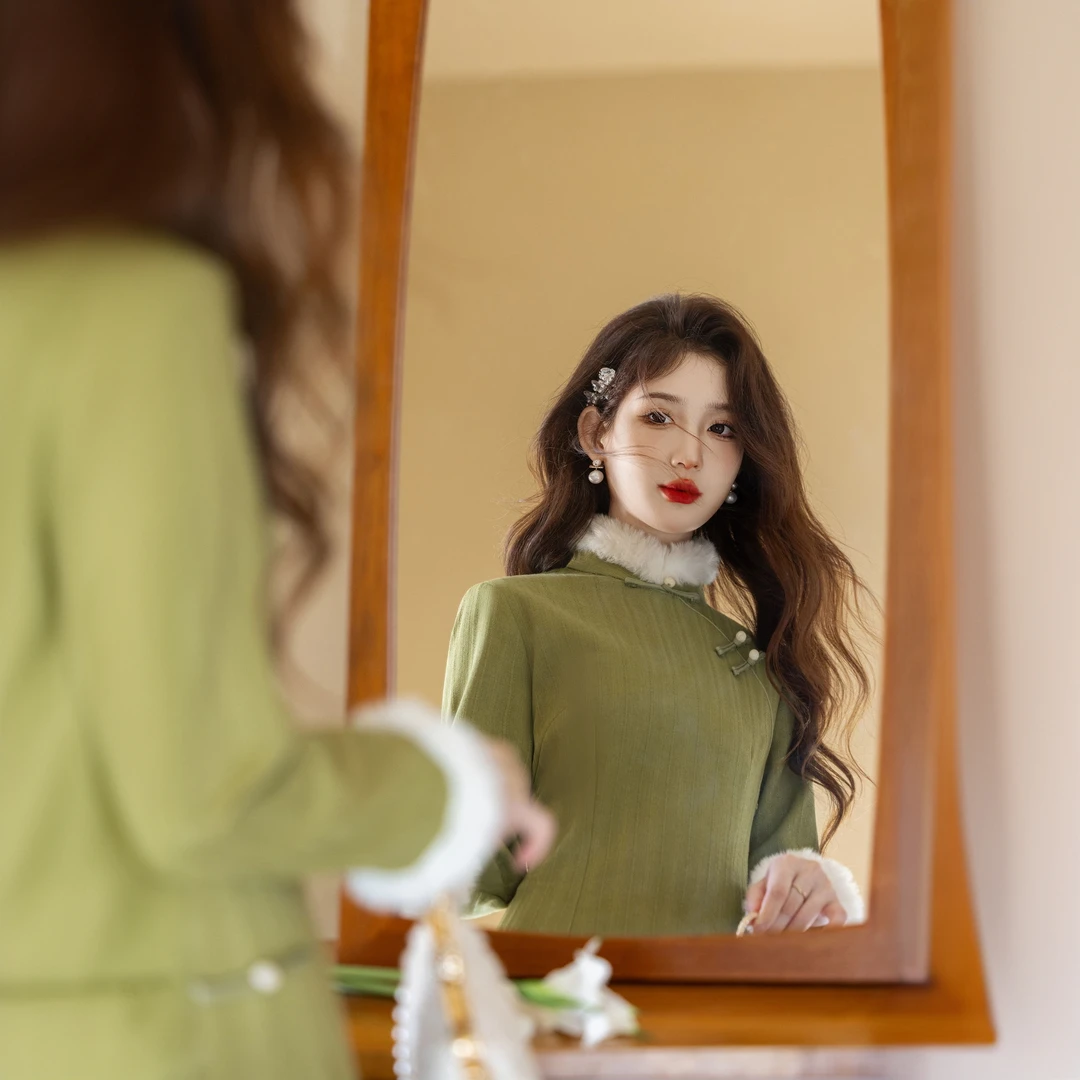 旗袍2025新款秋冬长袖加绒加厚新中式日常可穿改良年轻款复古长款