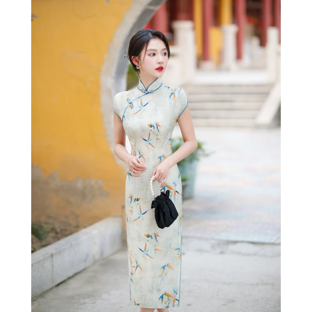 改良半开襟旗袍2025新款年轻款高端气质新中式苎麻日常夏高级感
