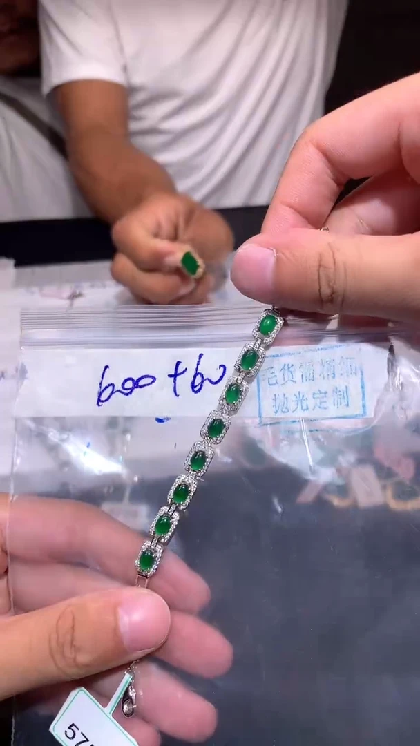 【闪购商品】定制翡翠未镶嵌097定制翡翠未镶嵌多样性拍一发一